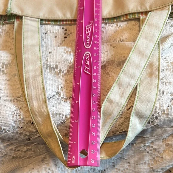 Creative Memories Cream and Green Tote with Artistic Embroidery - Picture 6 of 9